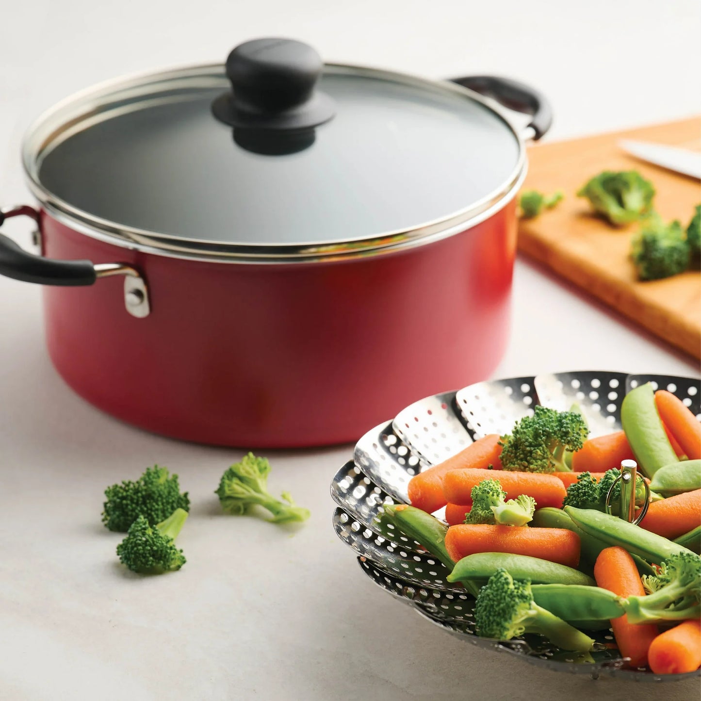 Non-stick Cookware Set Saucepan Utensil Set , 18 Pieces - Red