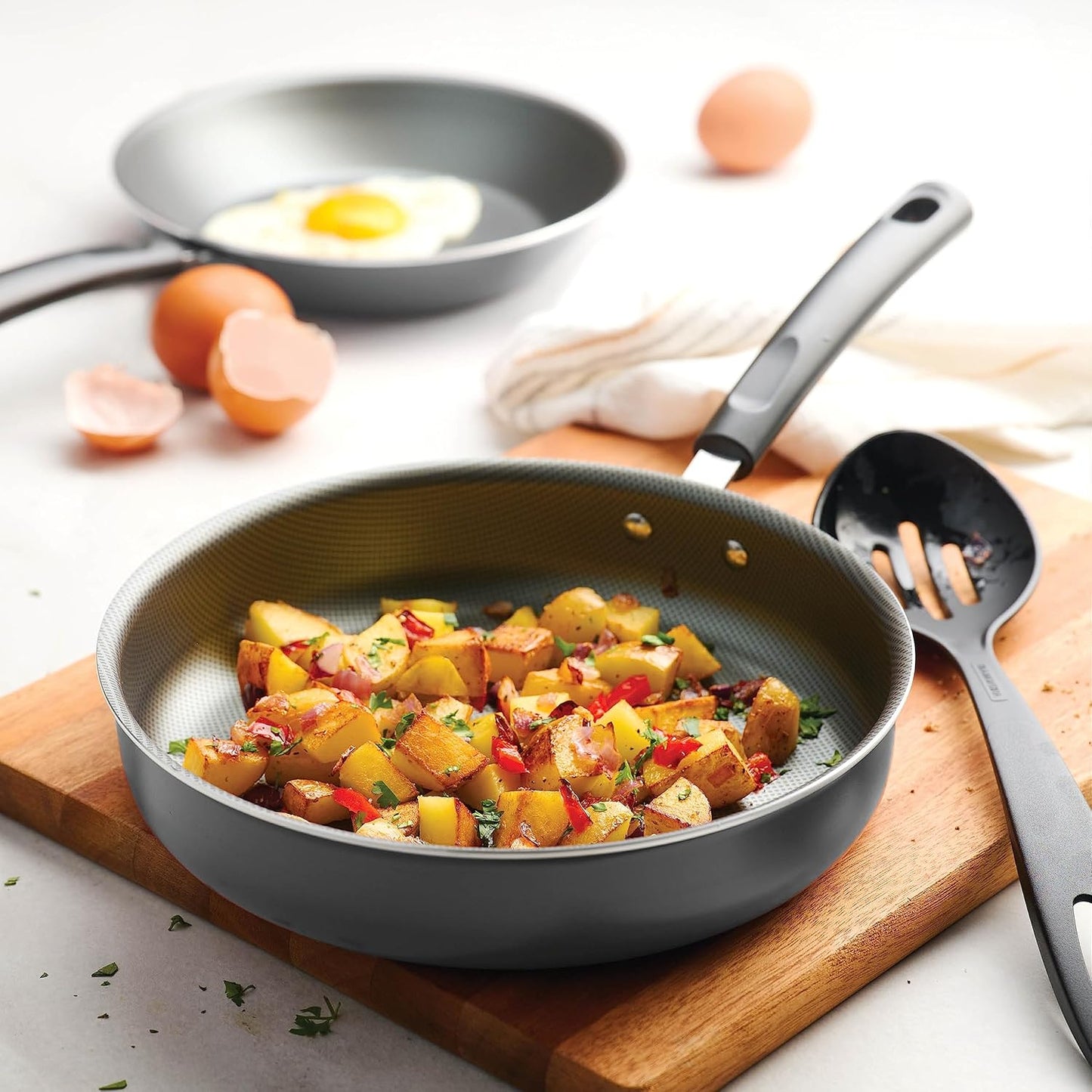 Non-stick Cookware Set Saucepan Utensil Set , 18 Pieces - Gray